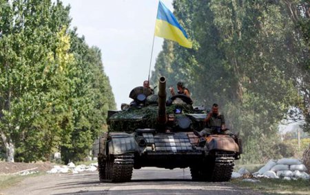 Обстановка напряженная, Киев готовится к войне — сводка Минобороны ДНР