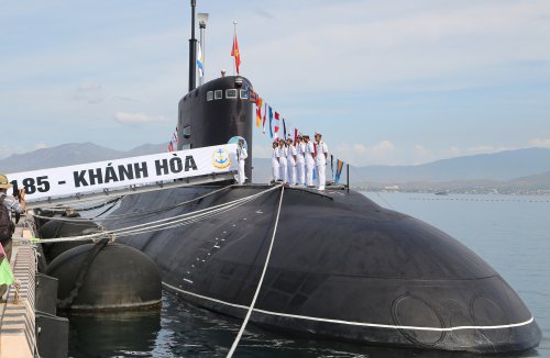 Ввод в строй еще двух вьетнамских подводных лодок