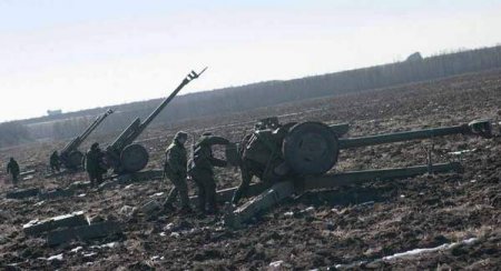 Интенсивные позиционные бои идут на Донбассе по всей линии фронта