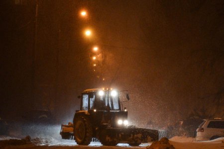 Ну здравствуй, снег: россияне делятся в соцсетях фотографиями заметённых городов