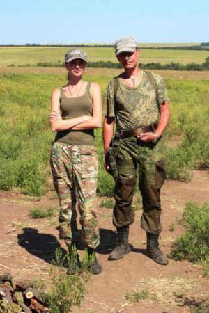 Военкор Сова: хрупкая красавица на передовой Донбасса (ФОТО)