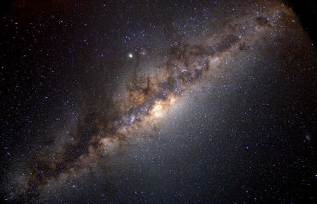 Ученые обнаружили огромную букву X в центре Млечного Пути