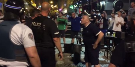В Марселе произошла массовая драка английских болельщиков с полицией и местными