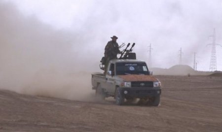 Сирийская армия отбила атаки террористов ИГ южнее Дейр-эз-Зора