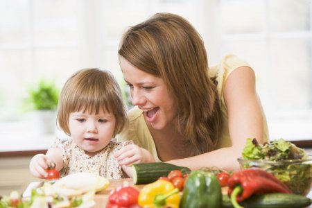 Ученые: Питание родителей отражается на ребенке