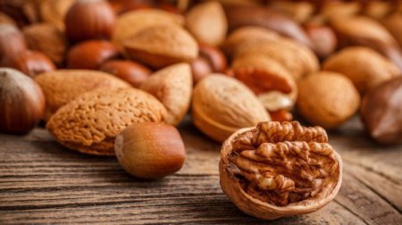 Ученые: Орехи снижают воспаления при кардиометаболических заболеваниях