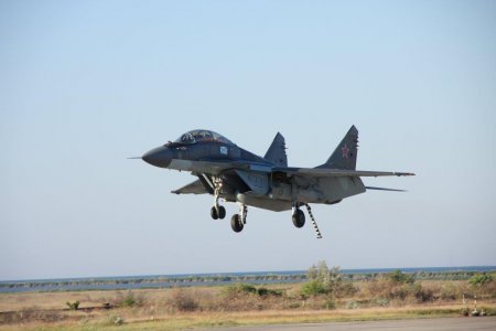 «Корабельные истребители МиГ-29КР/КУБР в Саках» Фотофакты
