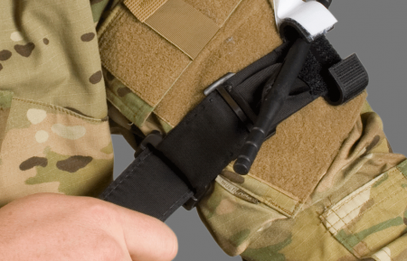 Армия США будет применять новые жгуты-турникеты для спасения тяжелораненых бойцов