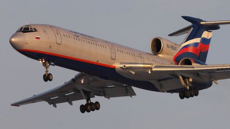 Ту-154 упал в Черное море на скорости более 500 км/ч