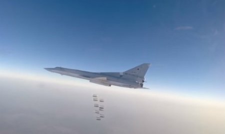 Российские Ту-22М3 второй раз нанесли массированный удар по ИГ в районе Дейр-эз-Зор - Военный Обозреватель