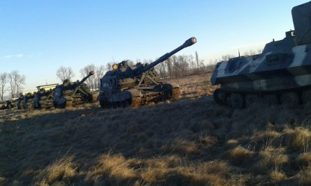 «Партия самоходных гаубиц «Мста-С» поступила на вооружение Первой танковой армии» Армия и Флот