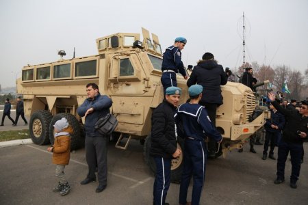Минобороны Узбекистана провело в Ташкенте показ современных образцов вооружения и техники