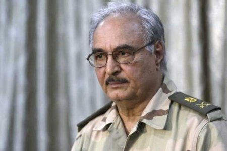 Маршал Халифа Хафтар, о "кончине" которого сообщали СМИ, вернулся в Ливию