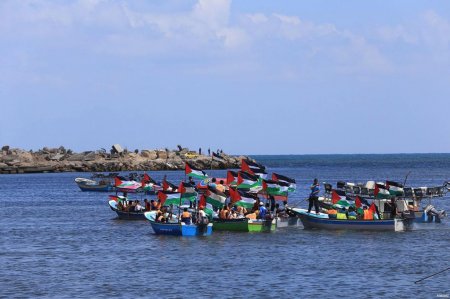 Поворот на 180: палестинцы пойдут по морю