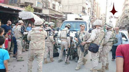 Российская военная полиция арестовывает мародеров в освобожденных районах Дамаска