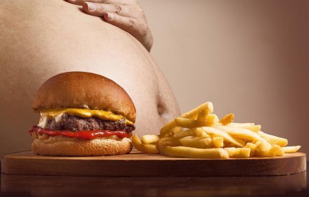 Ученые доказали связь между ожирением и раком толстой кишки