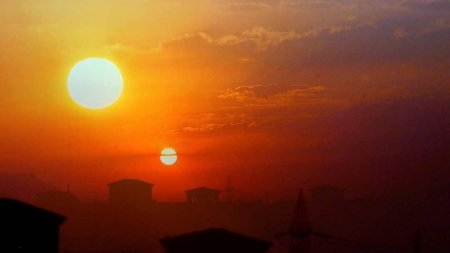 «Солнце мертвое»: Нибиру уничтожила Светило и маскируется за искусственным светом – Instagram
