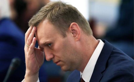 Навальный обиделся на Financial Times