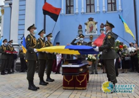 Президентский полк принял участие в церемонии прощания с ветераном СС «Галичина»