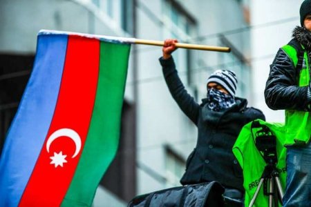 Обострение в Карабахе: Азербайджанские националисты провоцируют российских миротворцев (ФОТО, ВИДЕО)