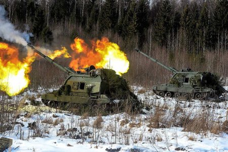 Армия России наступает на Донбассе, уничтожая живую силу, технику и склады ВСУ