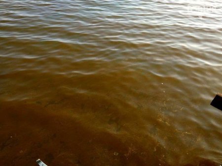 Дамба Каховской ГЭС полностью ушла под воду, разрушение конструкций продолжается (+ВИДЕО, ФОТО)