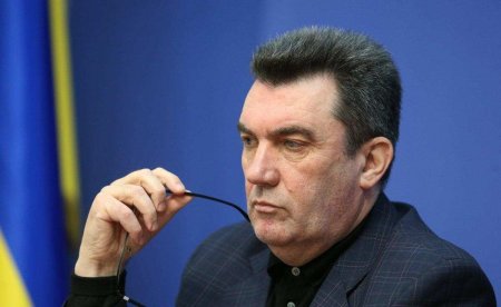 Секретарь СНБО утверждает, что украинских пленных «не было» на сбитом ВСУ Ил-76 (ВИДЕО)