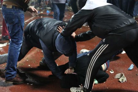 Уличные битвы в Одессе: народ против военкомов (ВИДЕО)