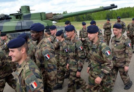 Глава минобороны Франции исключил отправку войск на Украину