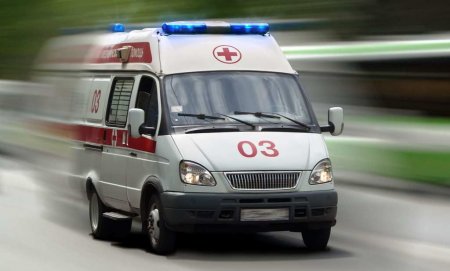 Враг ударил по машине скорой помощи, перевозившей ребёнка (ФОТО)