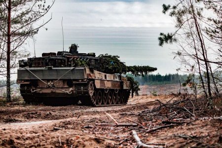 «Отважные» успешно эвакуировали танк Leopard с фронта у Авдеевки (ВИДЕО)